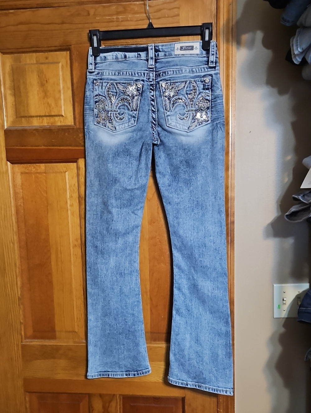 Fleur By Miss Me Low-Rise Bootcut Denim Jeans-NWOT - Picture 5 of 12